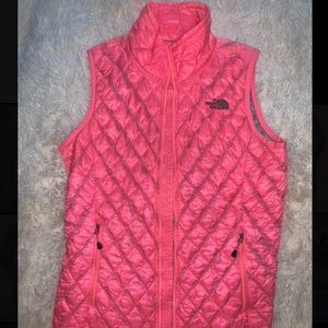 The North Face - pink vest size small